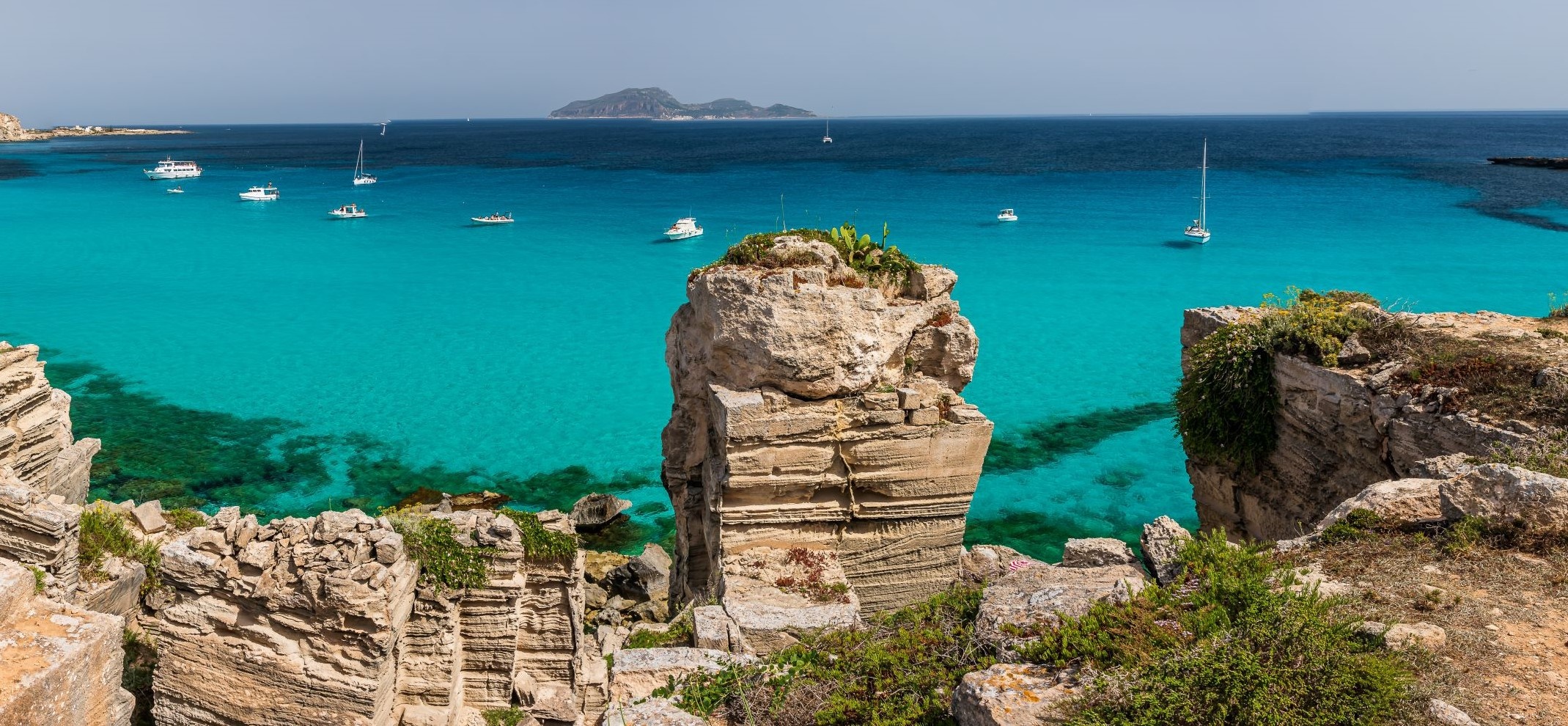 sicily guide holiday information sicilian cities travel sightseeing sicilian islands aegadian islands favignana sea cliff