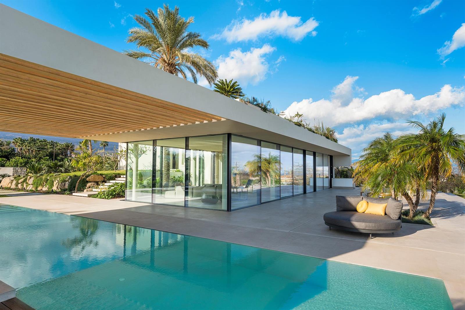 Luxury Villa with Pool Sharbat near Taormina