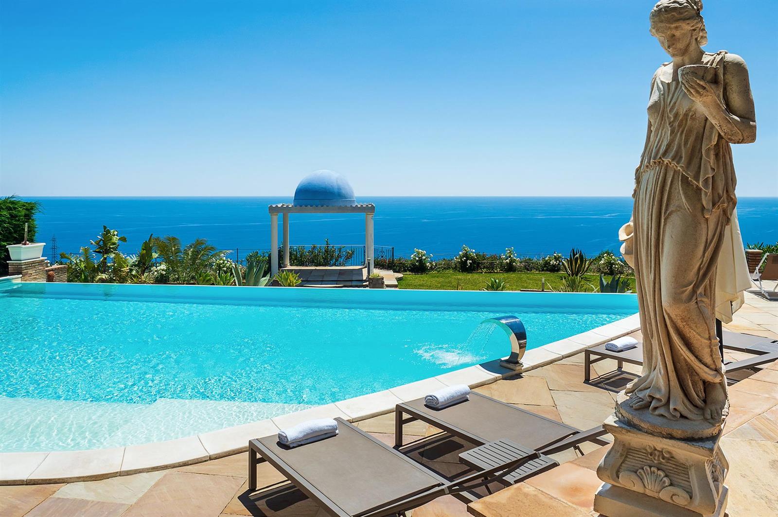 Luxury Taormina Villas with Pool