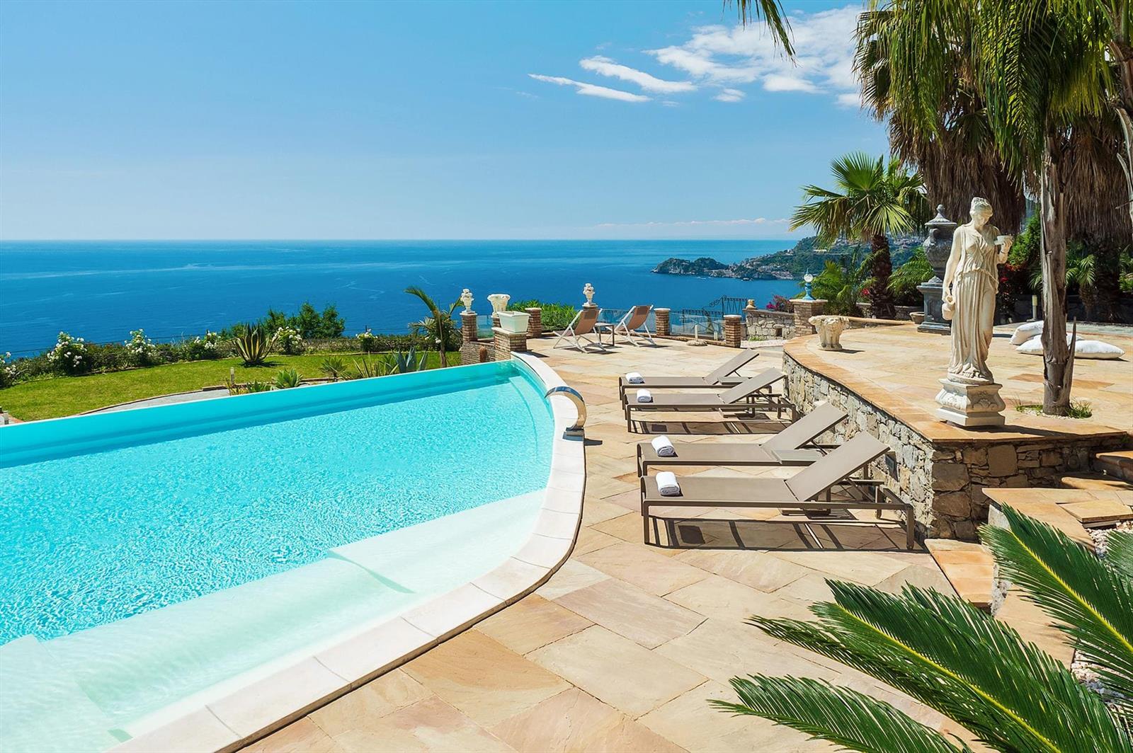 Taormina Villas to rent